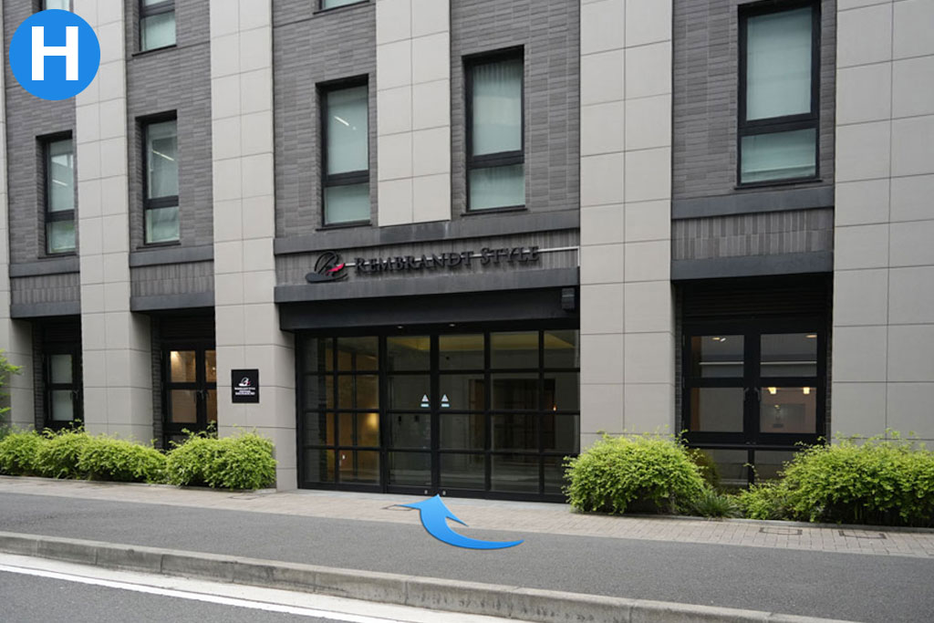 ホテル正面入口