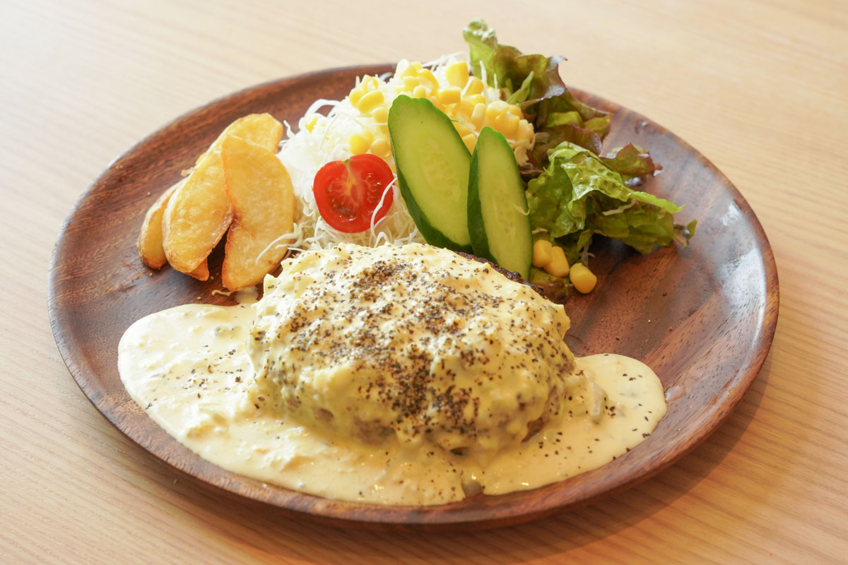 タルタルペッパーハンバーグ定食